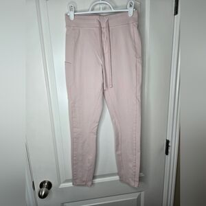 30. Alo Yoga 7/8 High-Waist Checkpoint Leggings – Light Pink – Size Small